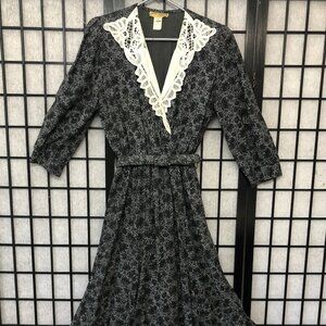 Vintage 80s Jane Singer Dress Black Floral Lace Collar Cottage 10 Medium USA B1